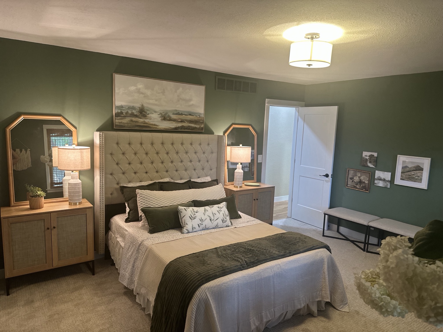 Primary suite at 1 Woodland Drive